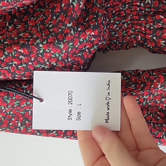 Japna Dress - Picture 8 of 9